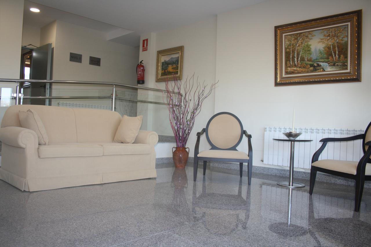 Hotel Lupa San Juan de Pinera Екстериор снимка